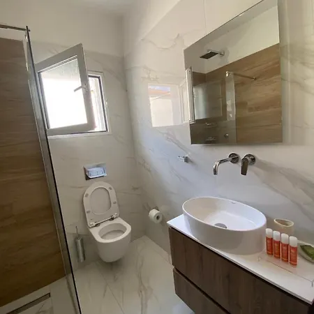 Moshouse Apartment ! 2 Bedrooms Apartment!! Nea Peramos  Exterior photo