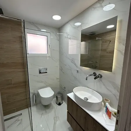 Moshouse Apartment ! 2 Bedrooms Apartment!! Nea Peramos  Exterior photo