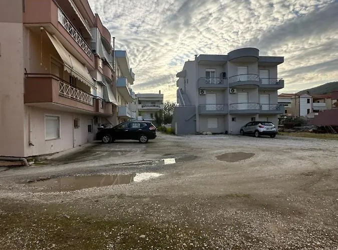 Moshouse Apartment ! 2 Bedrooms Apartment!!